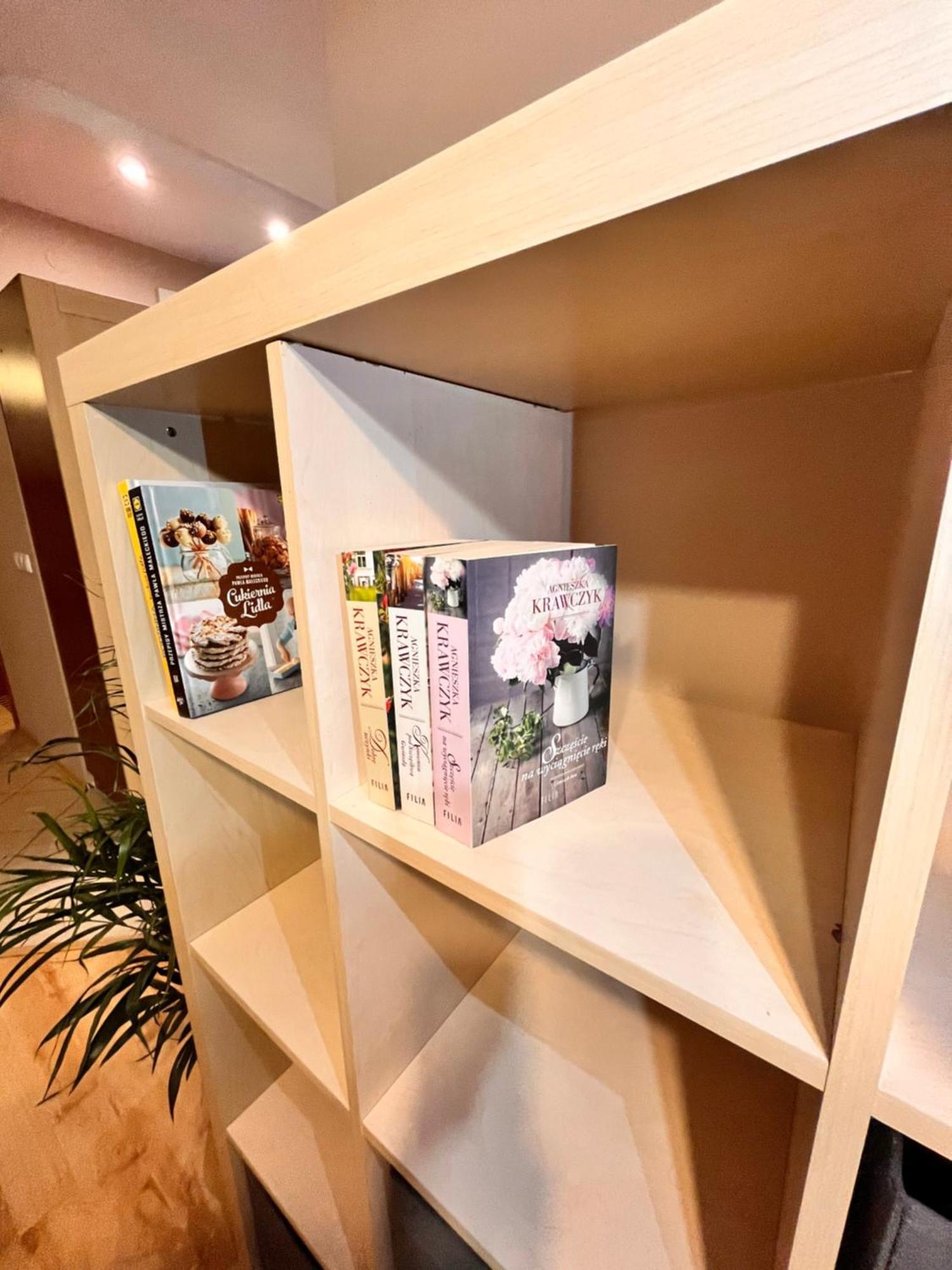 ורשה Apartament Roentgena 16 Przy Centrum Onkologii I Klinice Novum מראה חיצוני תמונה