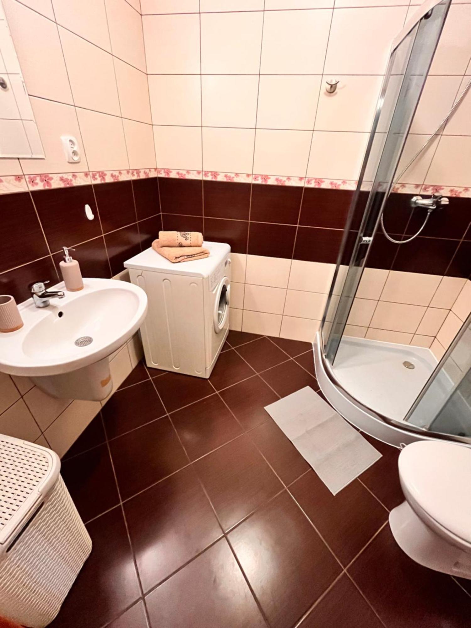 ורשה Apartament Roentgena 16 Przy Centrum Onkologii I Klinice Novum מראה חיצוני תמונה