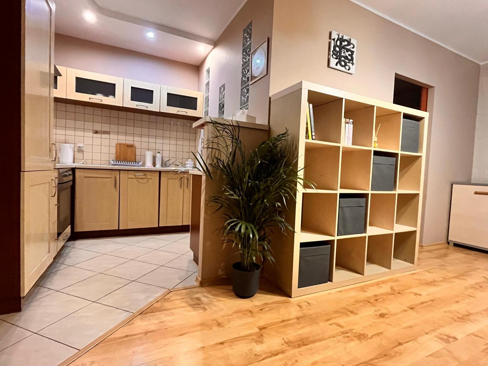 ורשה Apartament Roentgena 16 Przy Centrum Onkologii I Klinice Novum מראה חיצוני תמונה